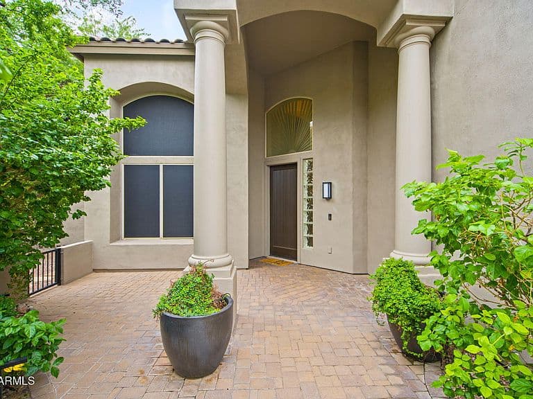 6907 E TETON Circle photo 2