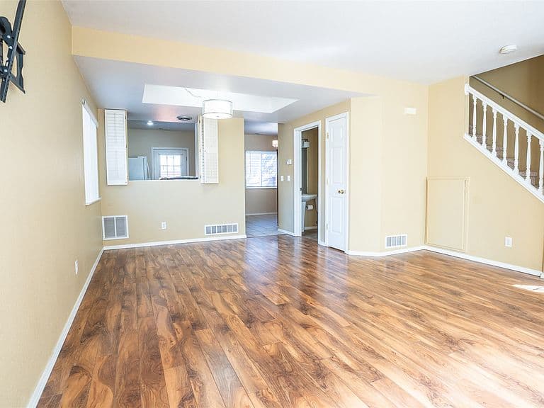 1323 Bridgecourt Way photo 4