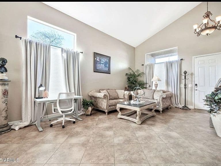 15791 W Mohave St photo 5