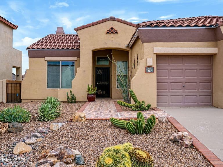 87 E Camino Rancho Felice photo 2