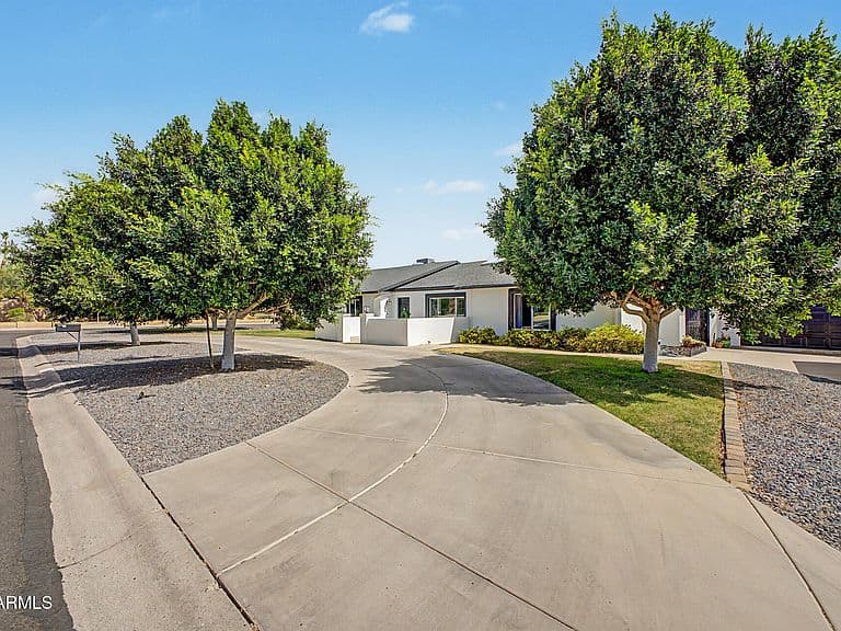 6125 E ASTER Drive photo 3