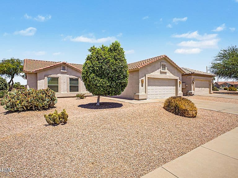 6836 S TAMARRON Way photo 2