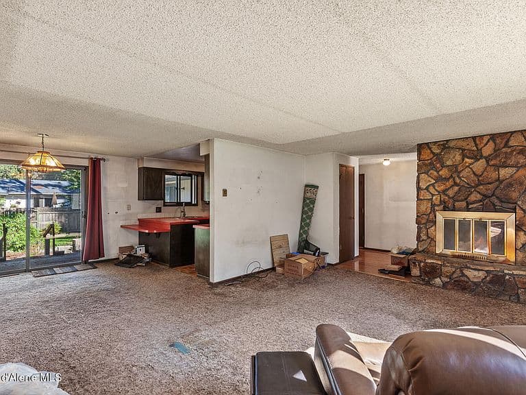 11958 N Emerald Dr photo 3