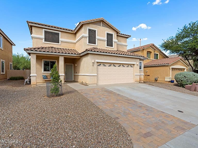 610 W Calle Cajeta photo 2