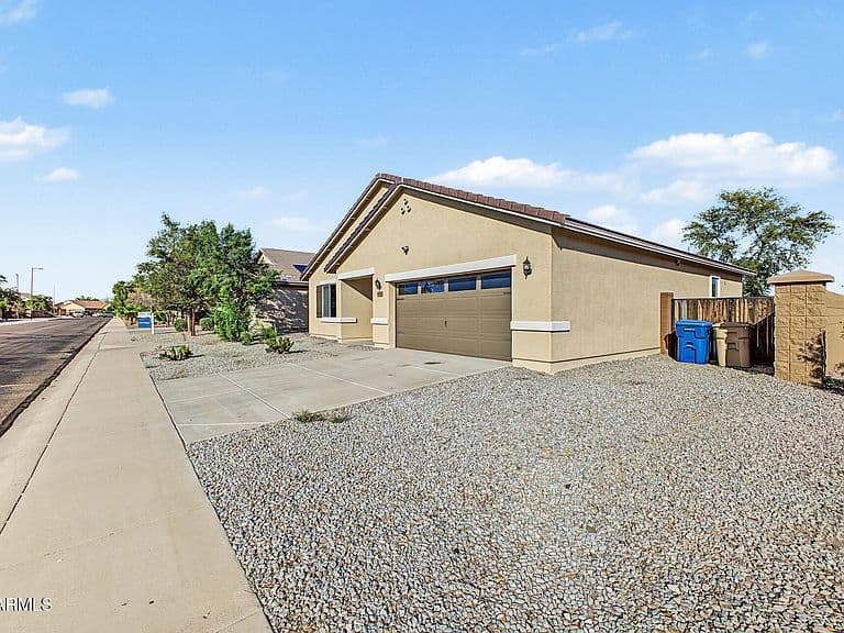 7043 S 251ST Drive photo 5