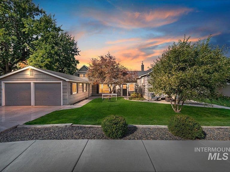 1303 N Ethridge Ln photo 1