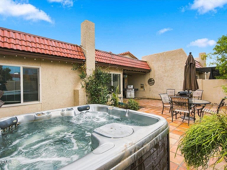 5210 E SAGUARO Circle photo 4