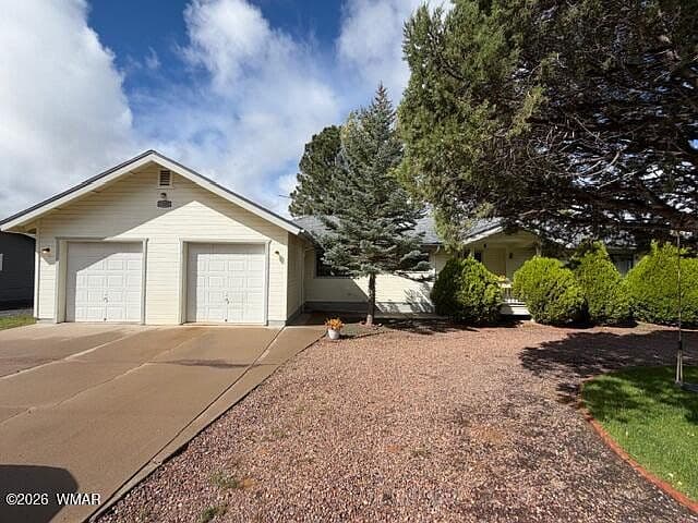1200 N 36th Dr photo 1