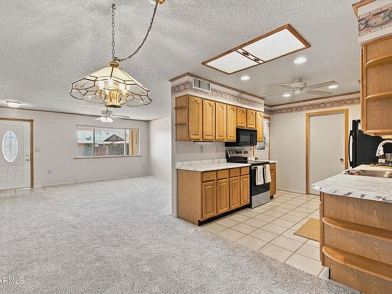 9916 W SHIPROCK Drive photo 5