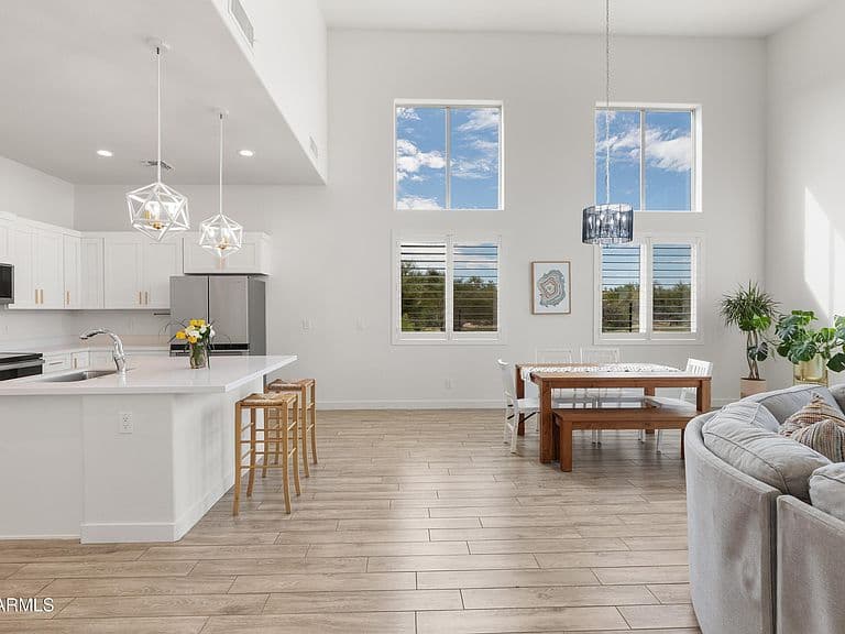 13940 E Sand Flower Drive photo 4