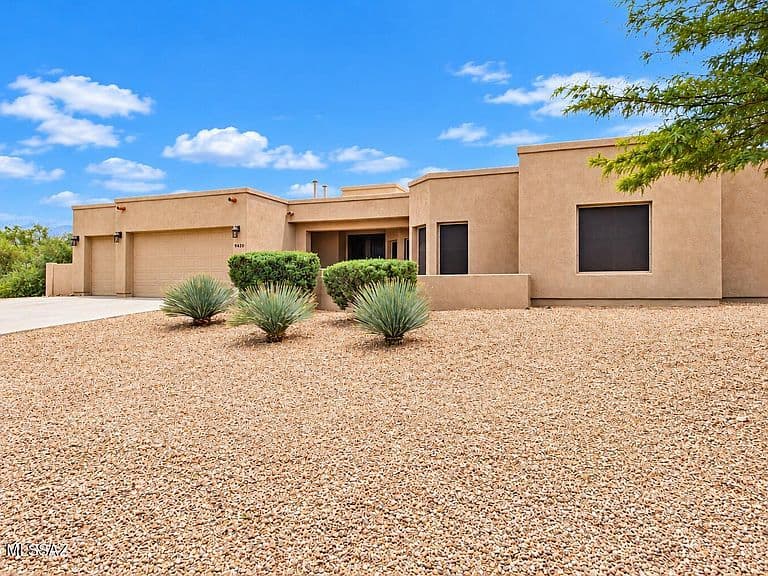 9420 E Woolly Butterfly Ct photo 2