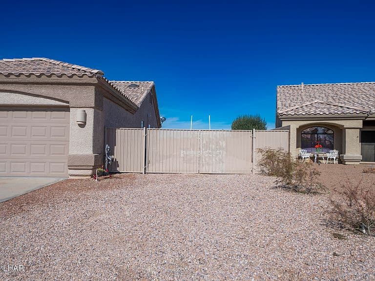 2423 E George Ln photo 5