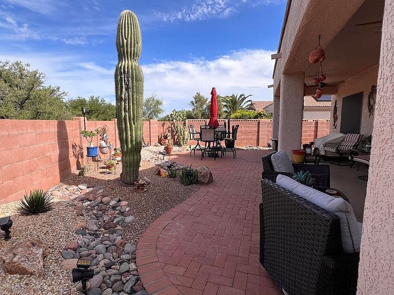 552 W Royal Troon Pl photo 5