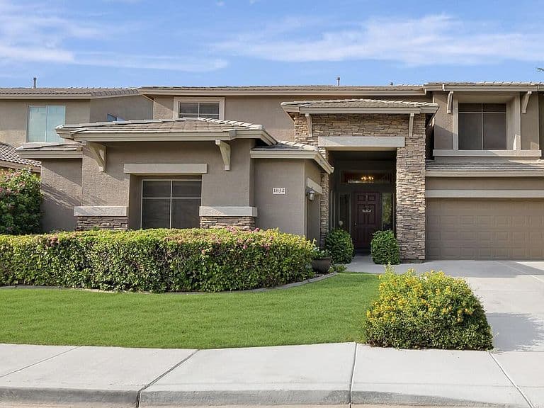 1832 E JADE Place photo 1