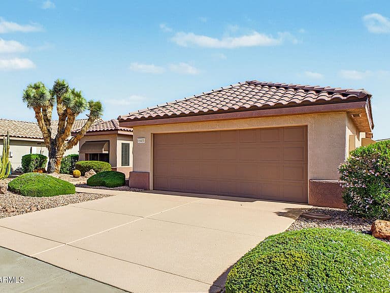 19431 N HIDDEN CANYON Drive photo 3