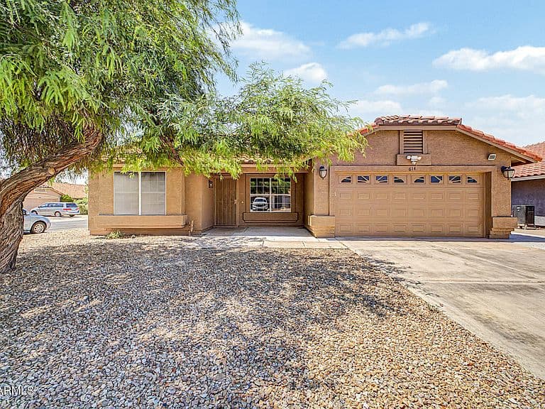614 N REDROCK Street photo 1