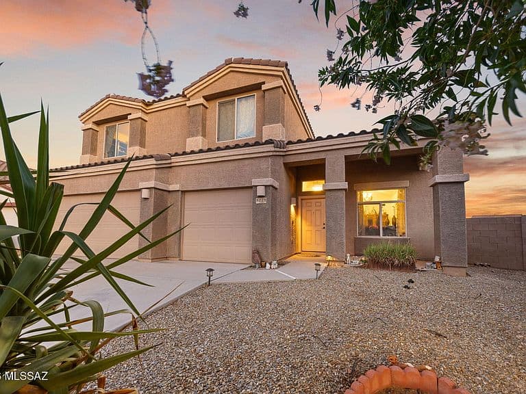 8229 W Melanitta Dr photo 2