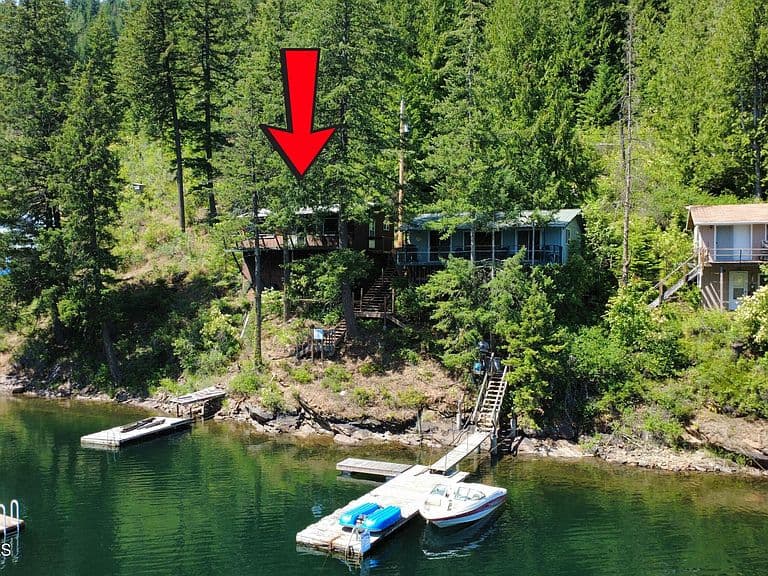 15886 S Spirit Lake Rd photo 1