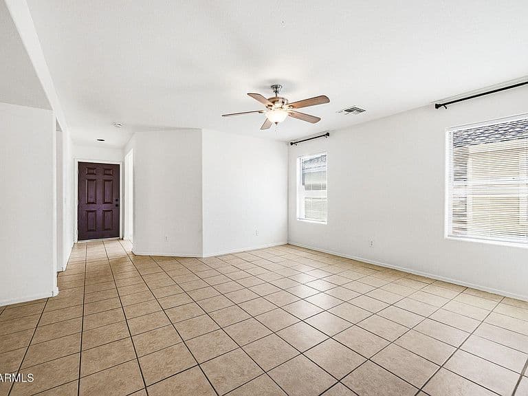 40202 W Mary Lou Drive photo 1