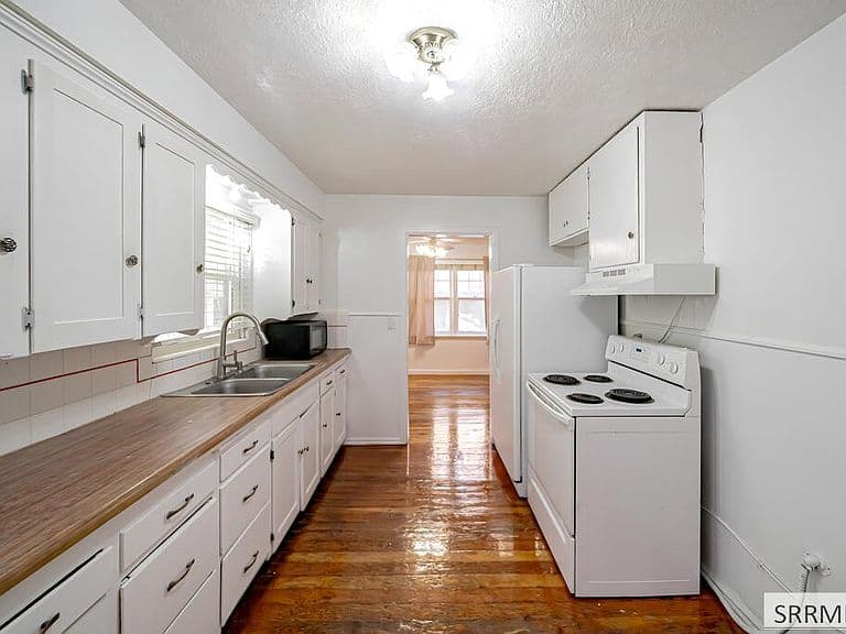 475 H St photo 5
