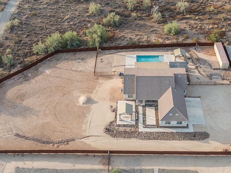 39722 N NEW RIVER Road photo 5