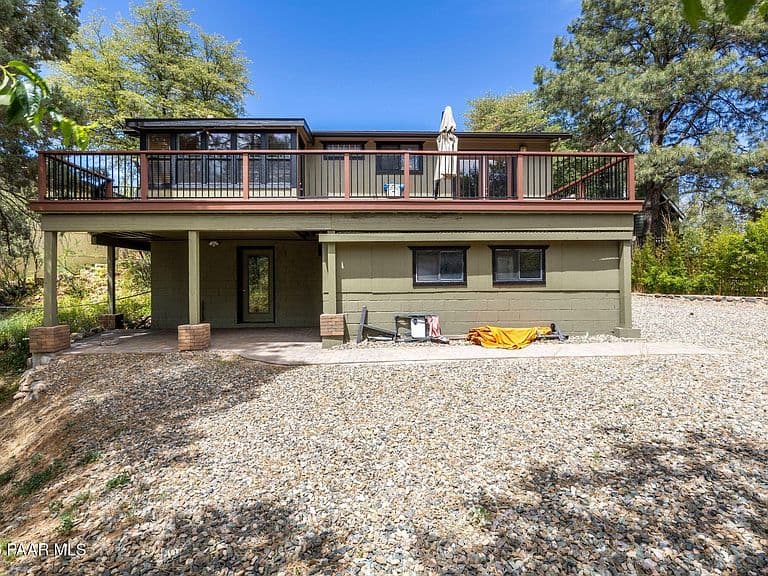 2087 W Redwood Way photo 4