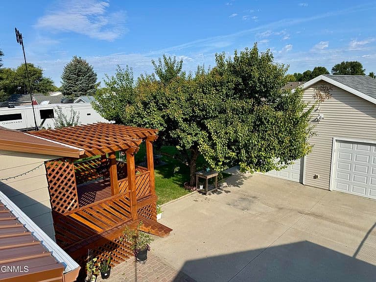 28 Santee Rd photo 4