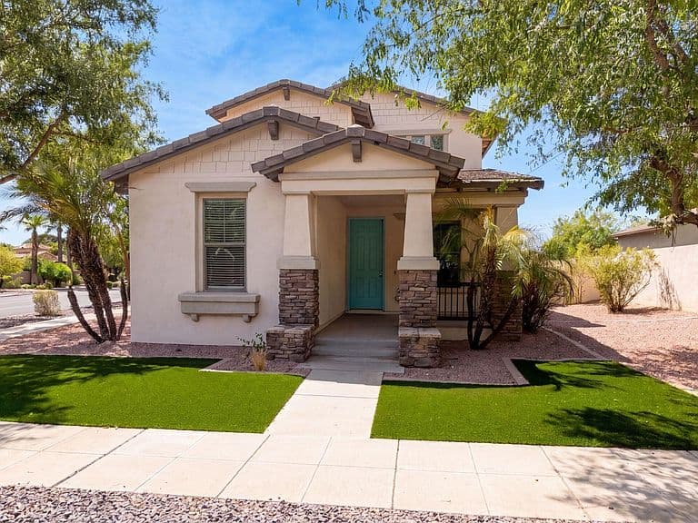 15363 W PERSHING Street photo 1