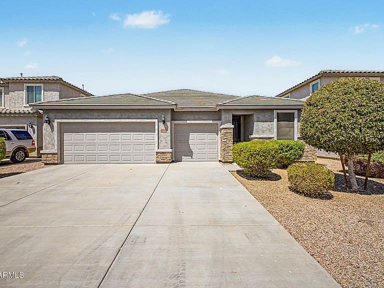 36060 N VIDLAK Drive photo 1