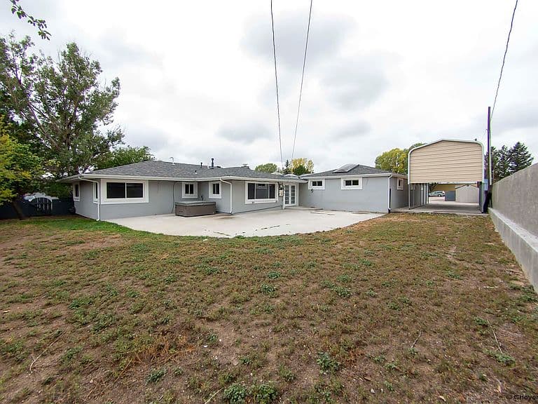 808 Virginia Ct photo 5