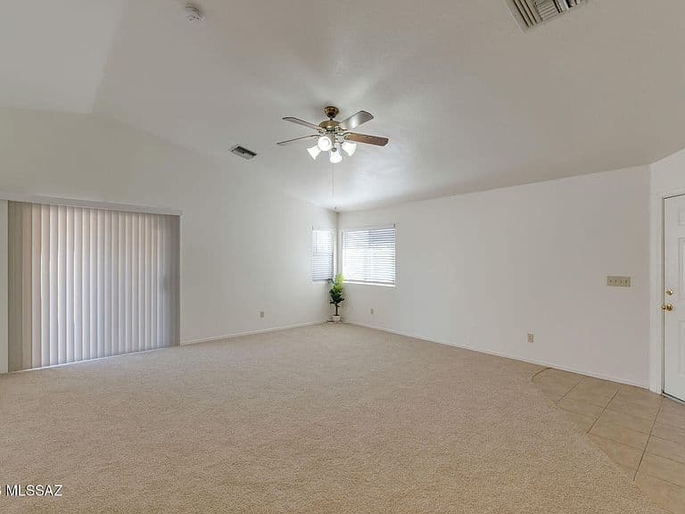 10227 E Paseo Juan Tabo photo 5