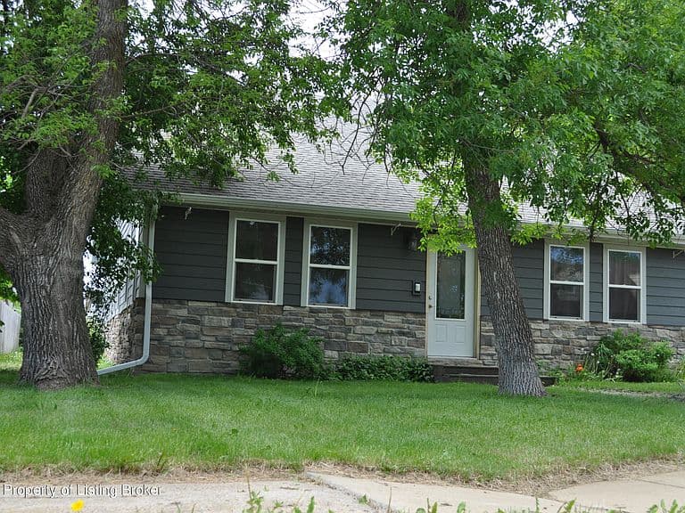 507 4th Ave W photo 3