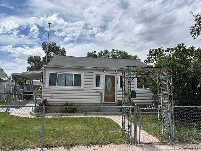 3528 Duff Ave photo 1