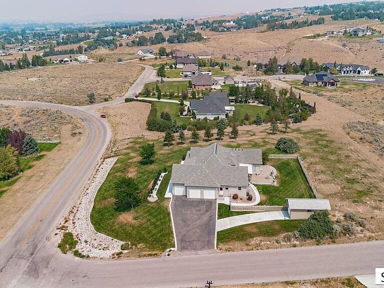 8065 S Black Hawk Dr photo 2