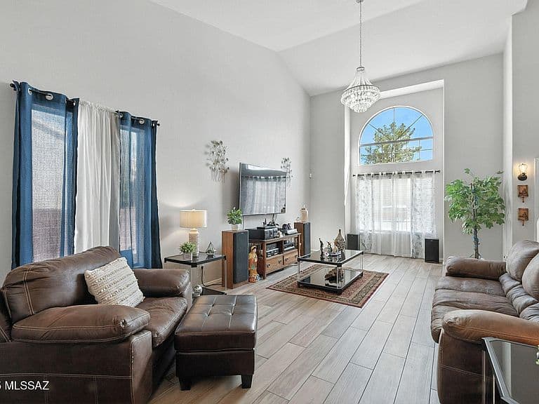 9469 N Crestone Dr photo 5