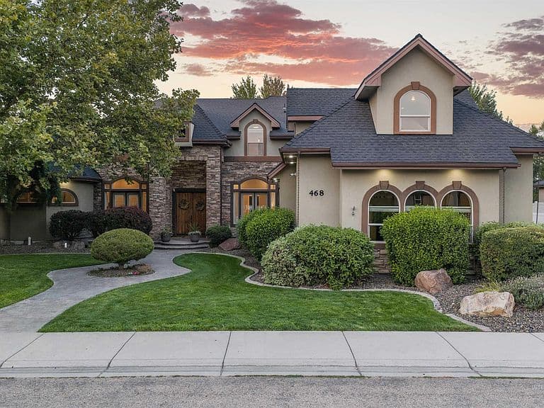 468 E Forest Ridge Dr photo 1