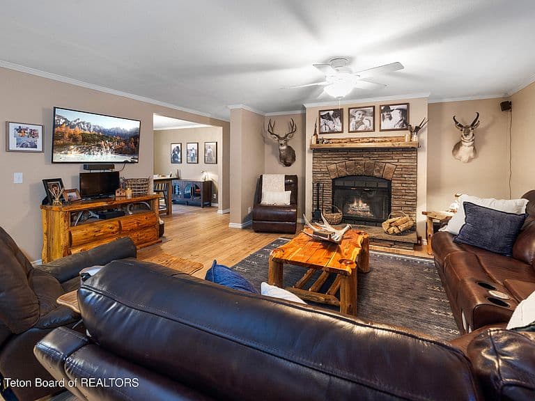 53 Indianwood Trl photo 4