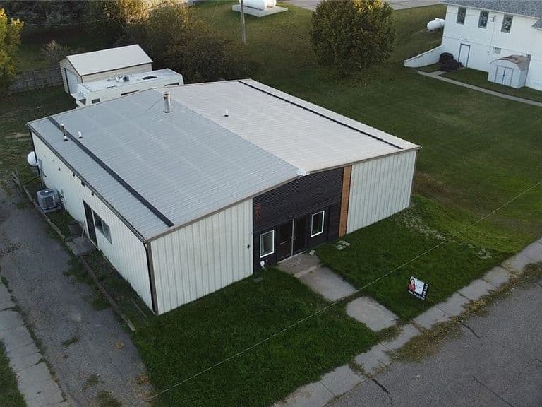 420 Water Ave photo 3