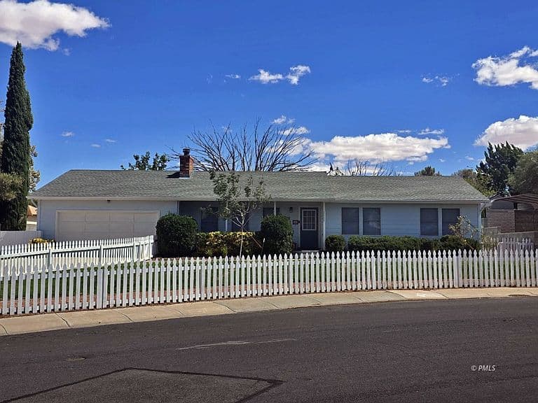 1525 Rim View Dr photo 1