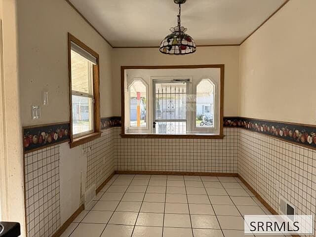 339 Collins St photo 3
