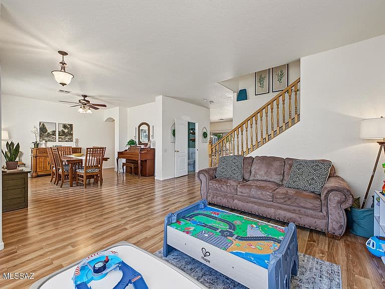 9449 N Weather Hill Dr photo 5