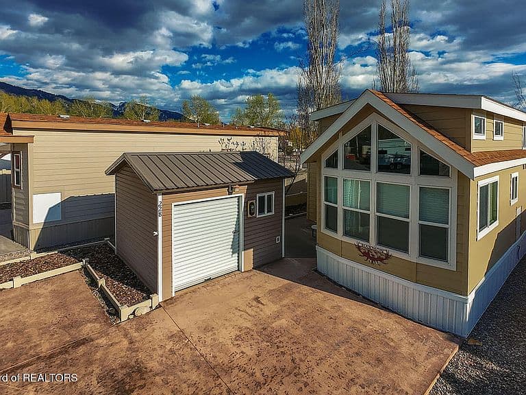 118 Oxbow Dr photo 1