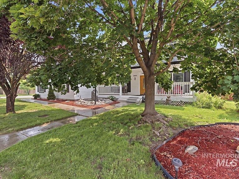 2884 N Rough Stone Way photo 2
