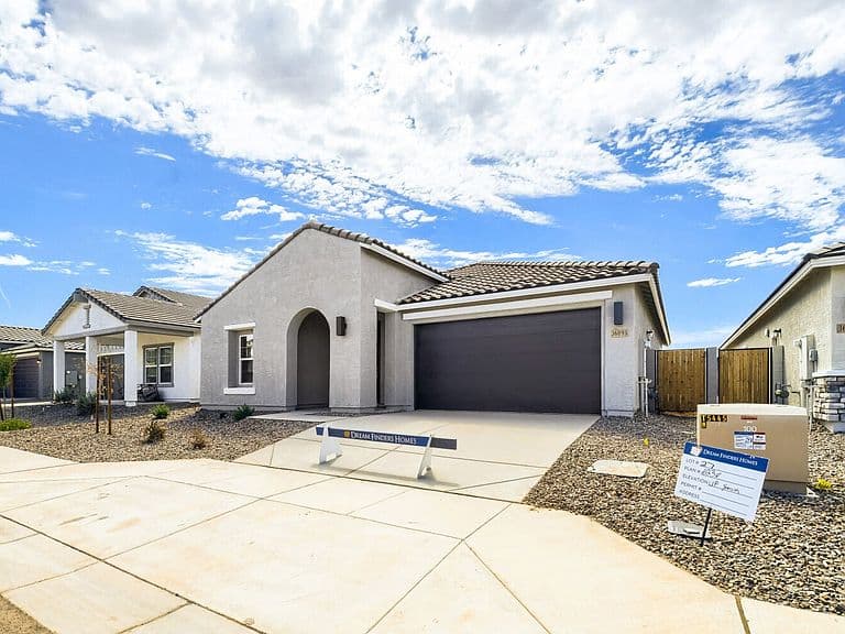 36893 W Nina St photo 3