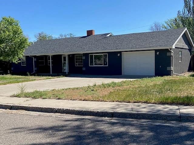 1213 Crest Way photo 2