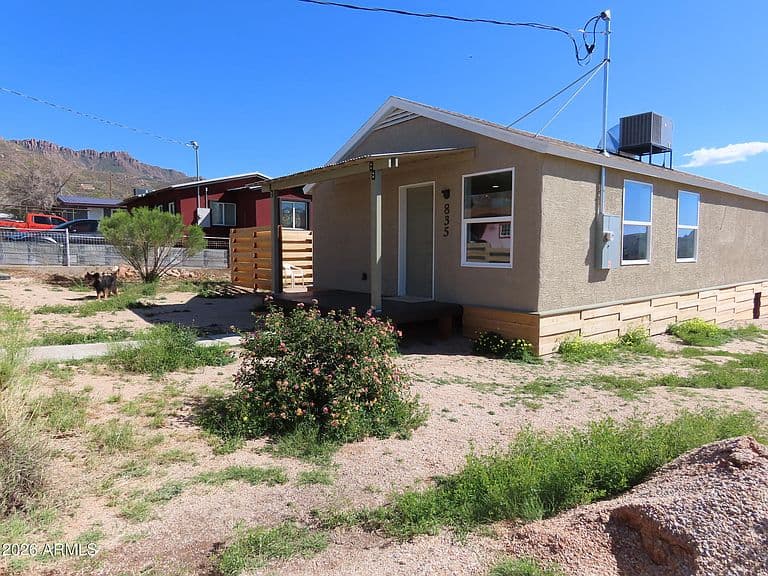 835 W Spray Street photo 4