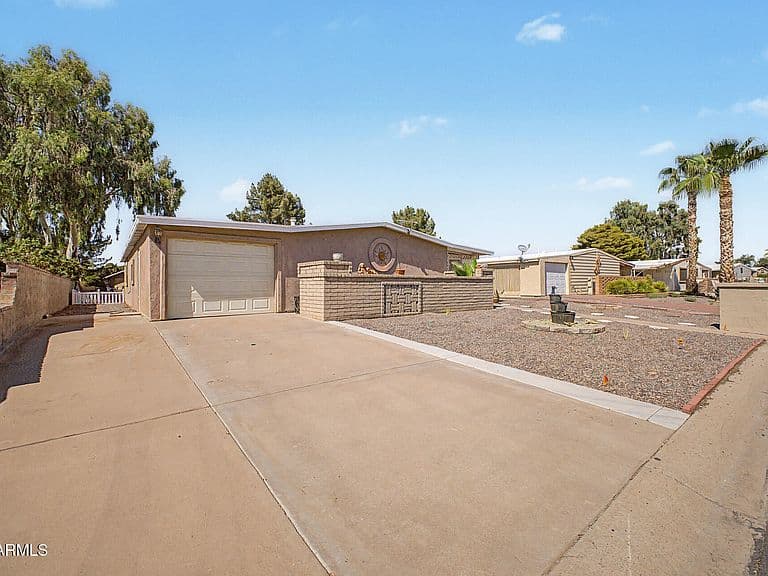 9346 E LAKESIDE Drive photo 3