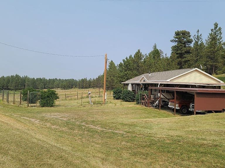 30 Smith Rd photo 2