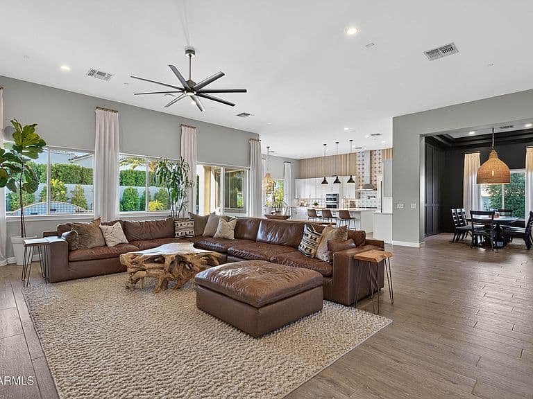 18204 W MONTEBELLO Court photo 4