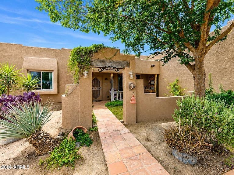 21909 W BEACON Lane photo 3